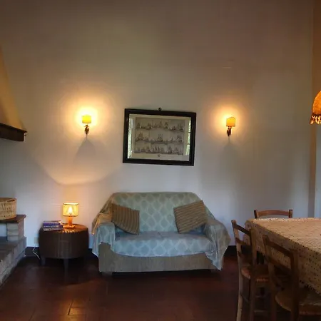 Palazzo Di Piero * 萨尔泰阿诺